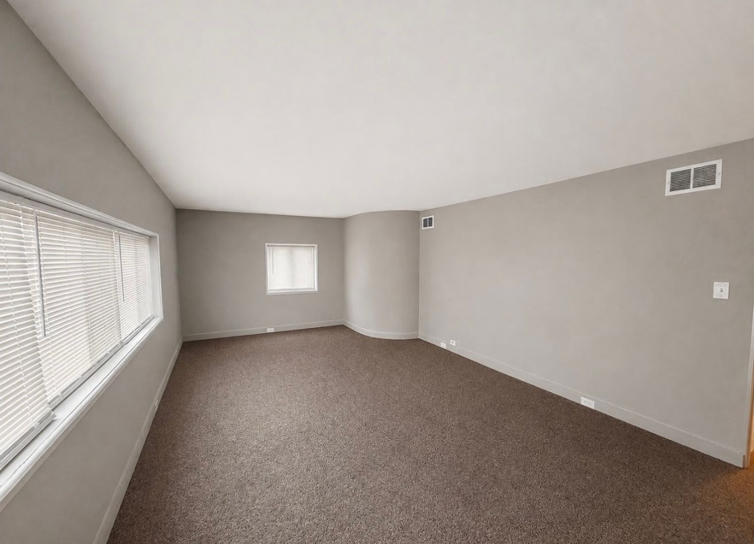 120 36th St NE unit Unit 1 – photo 3
