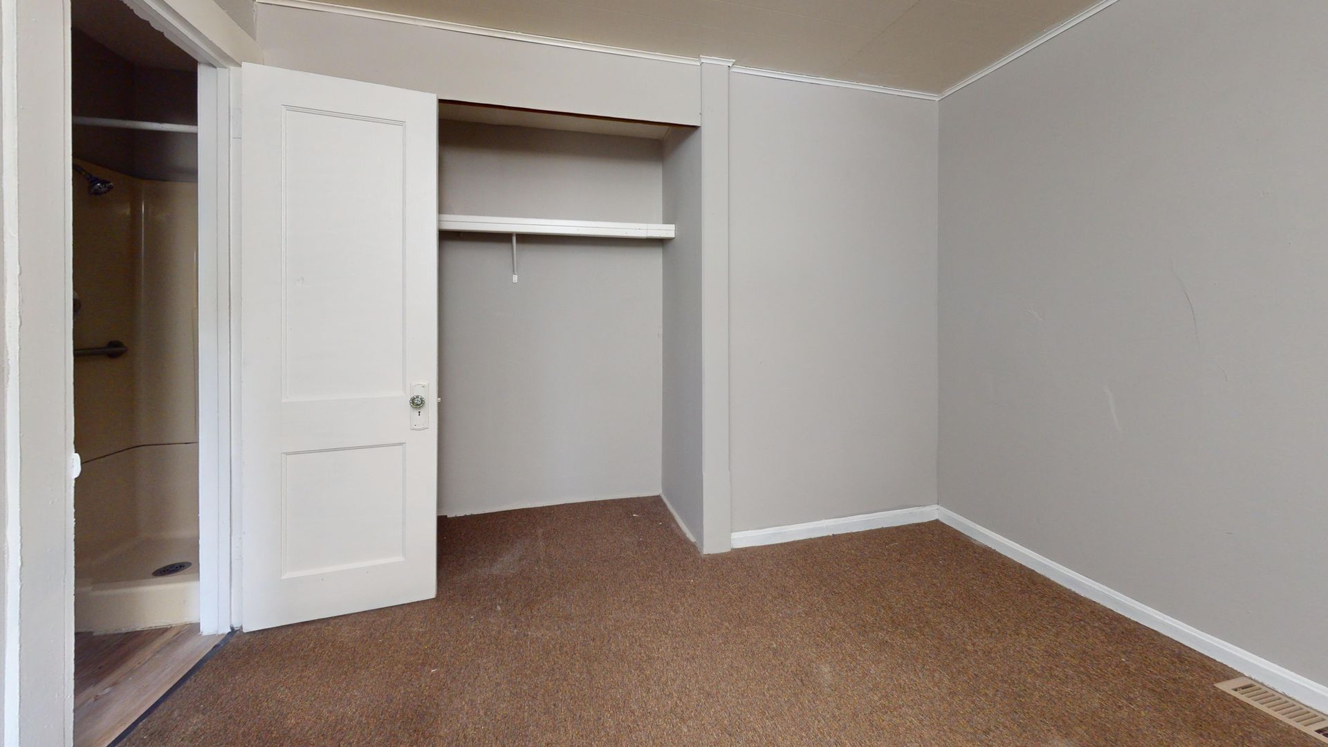 104 8th St NE unit 104 8th St NE – photo 4