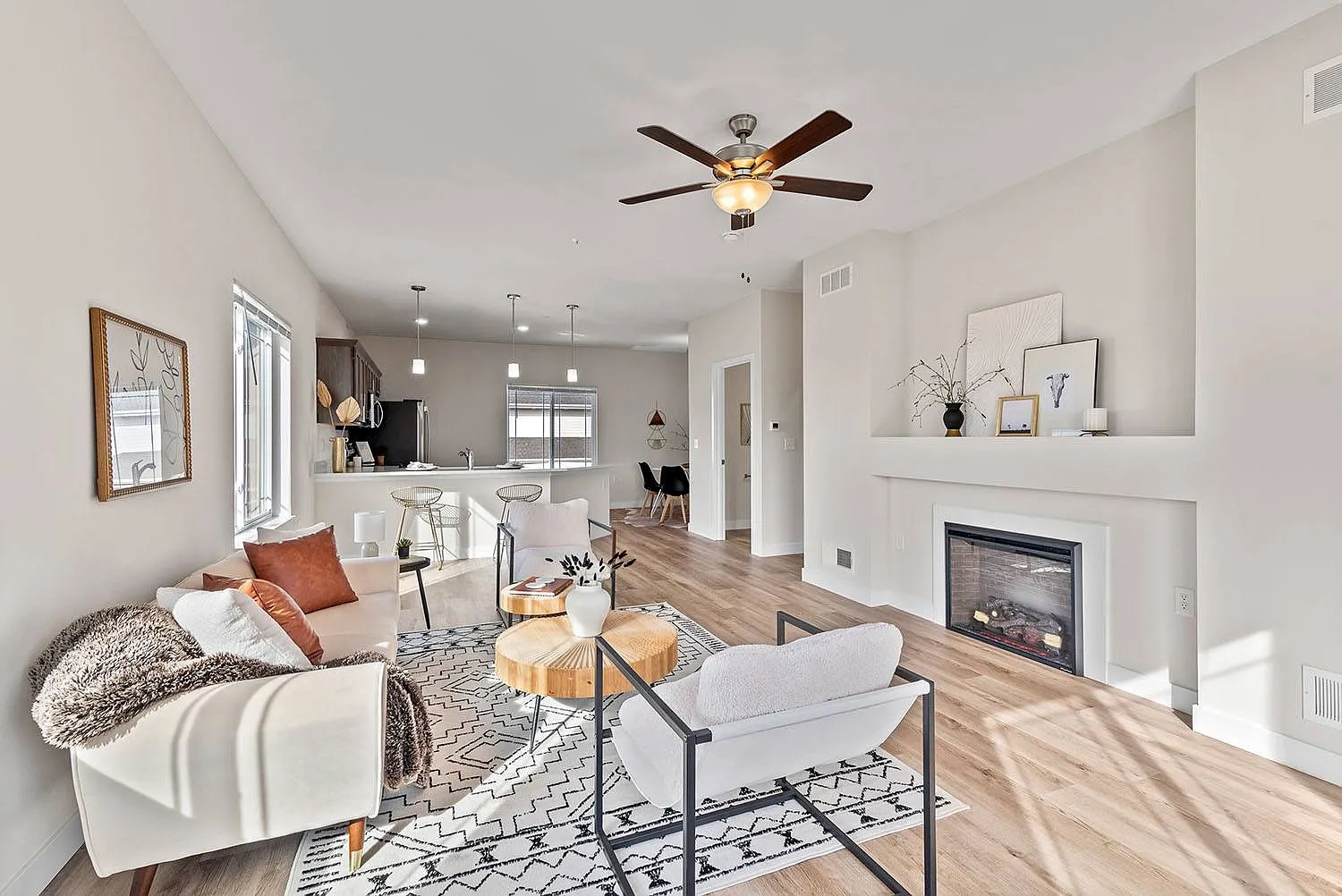 The Residences Apartments at Bear Tree! DeForest, WI – photo 4
