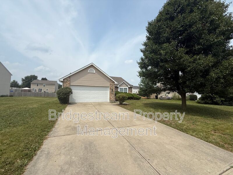 8694 Plum Creek Ct – photo 1