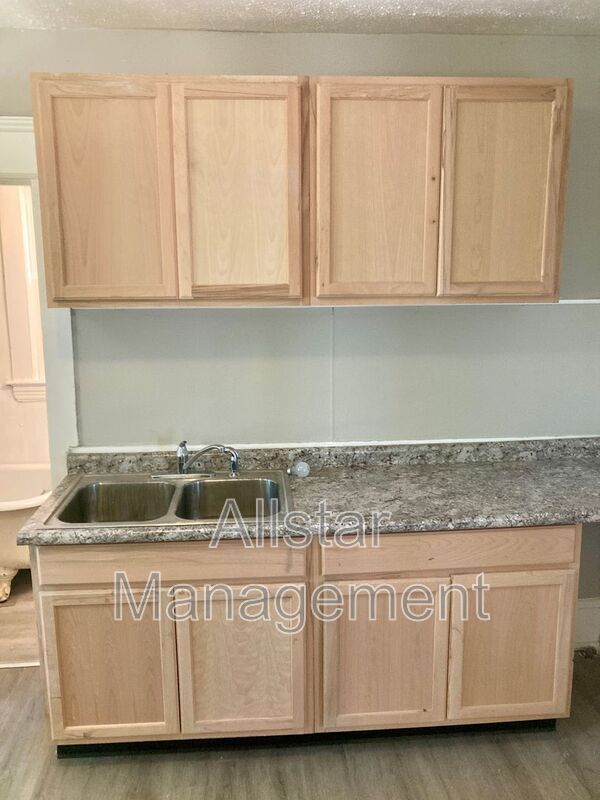 2785 E 117th St unit UP – photo 2