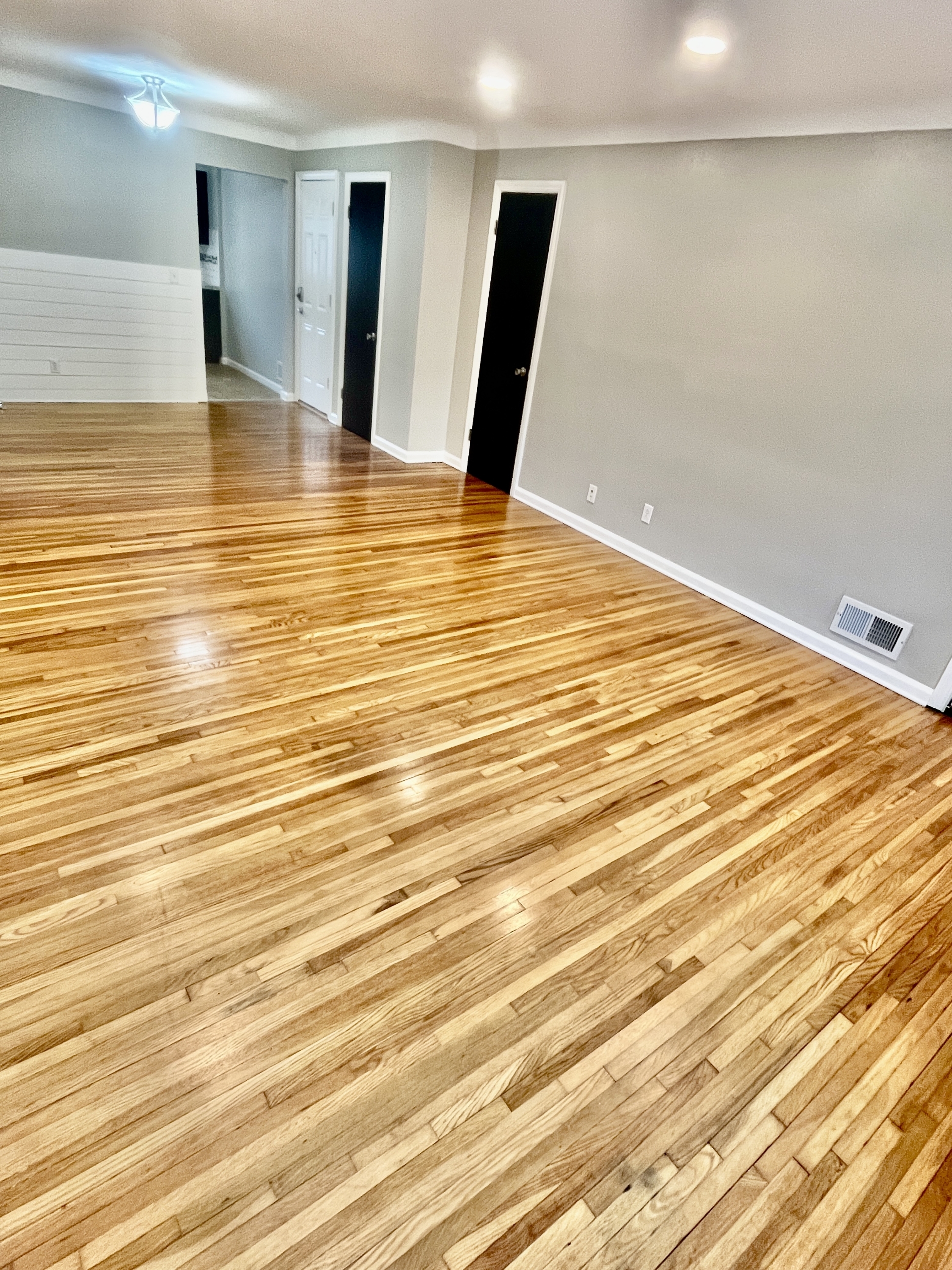 3636 Douglas Rd unit 2 – photo 3
