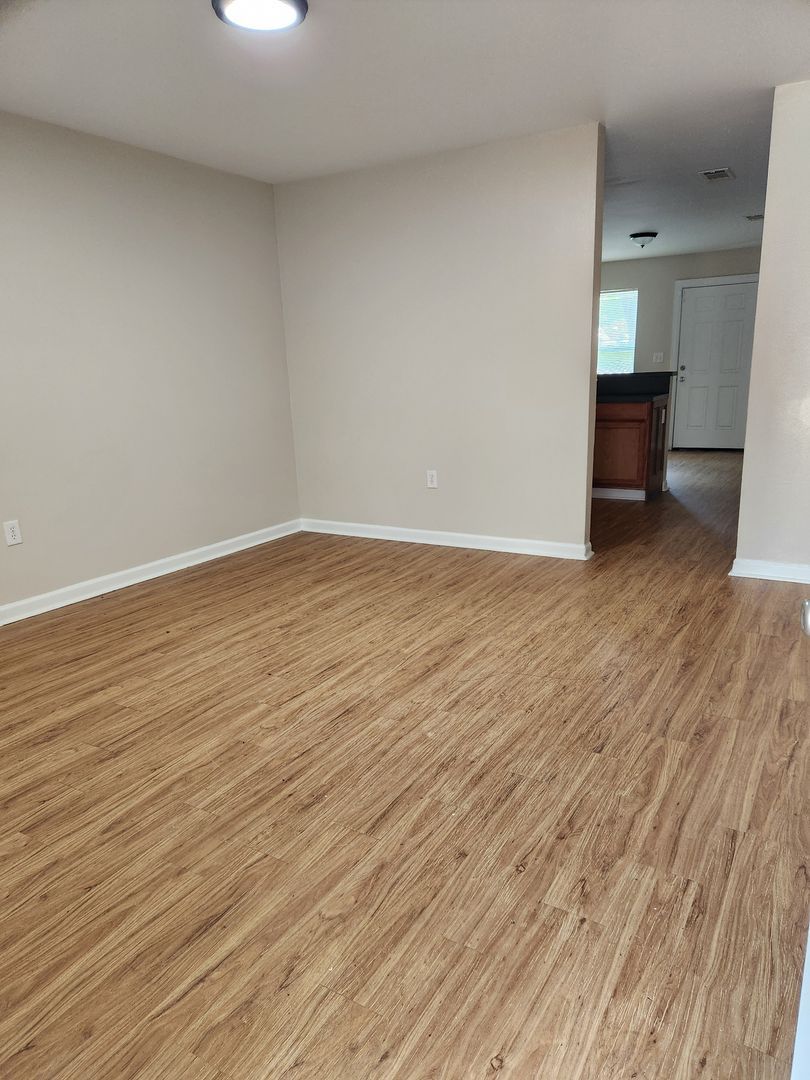 3576 North St – photo 3