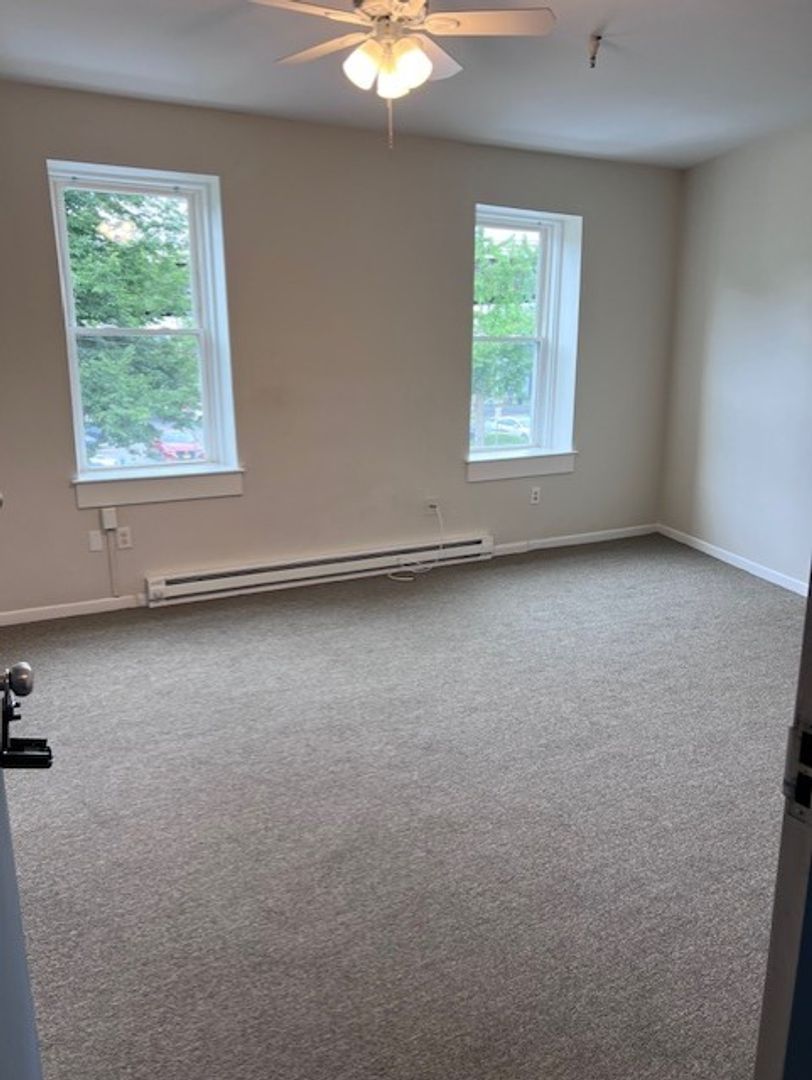 11 Broadway unit 23 – photo 4