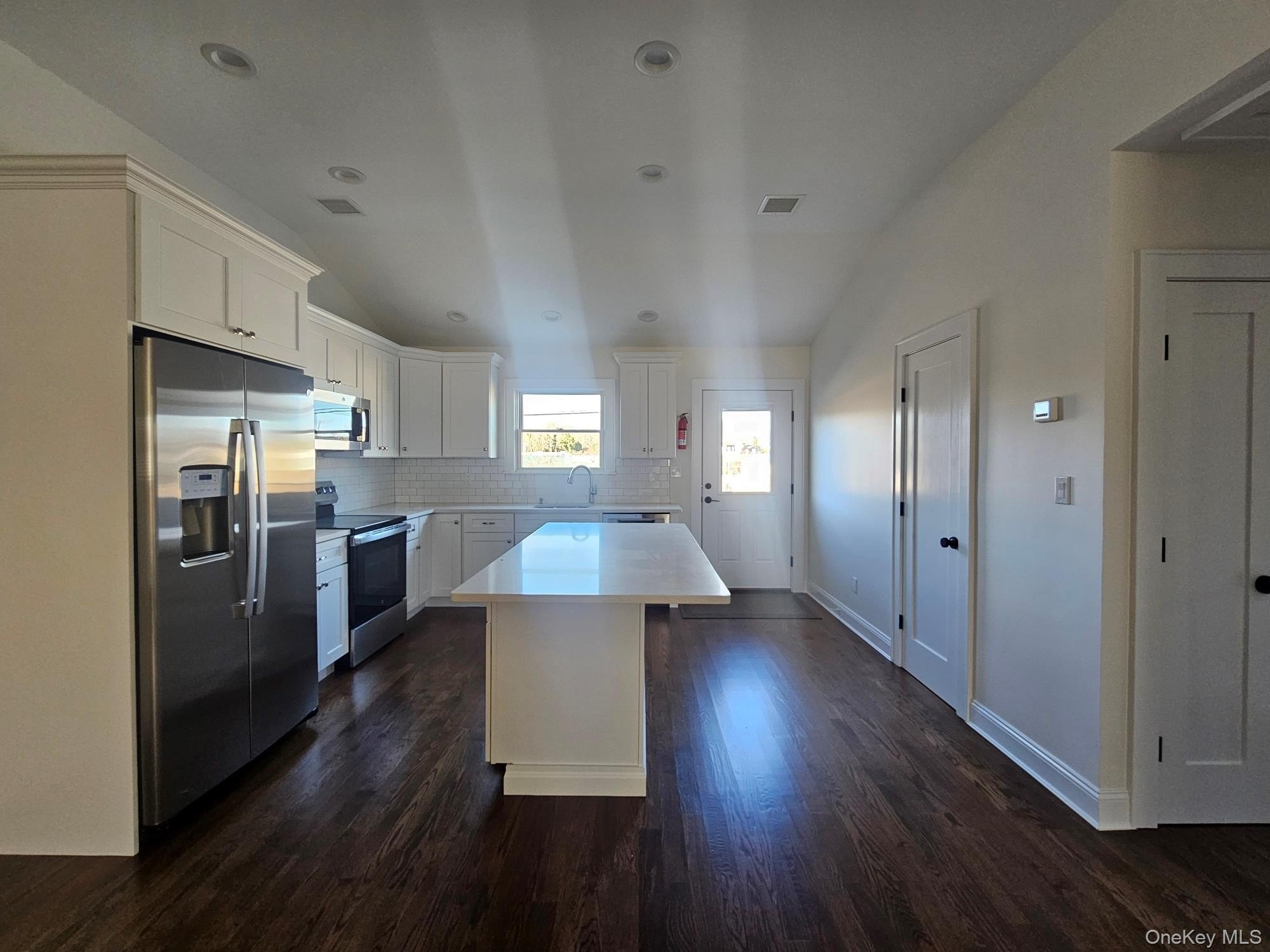 87 Community Rd – photo 4