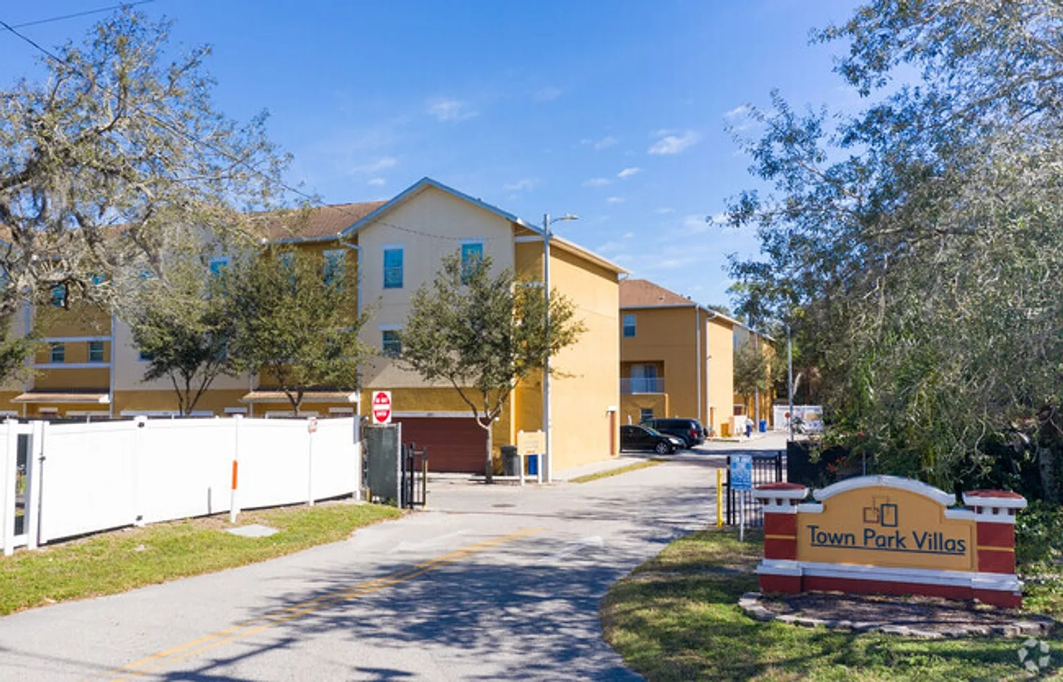 Town Park Villas – photo 2