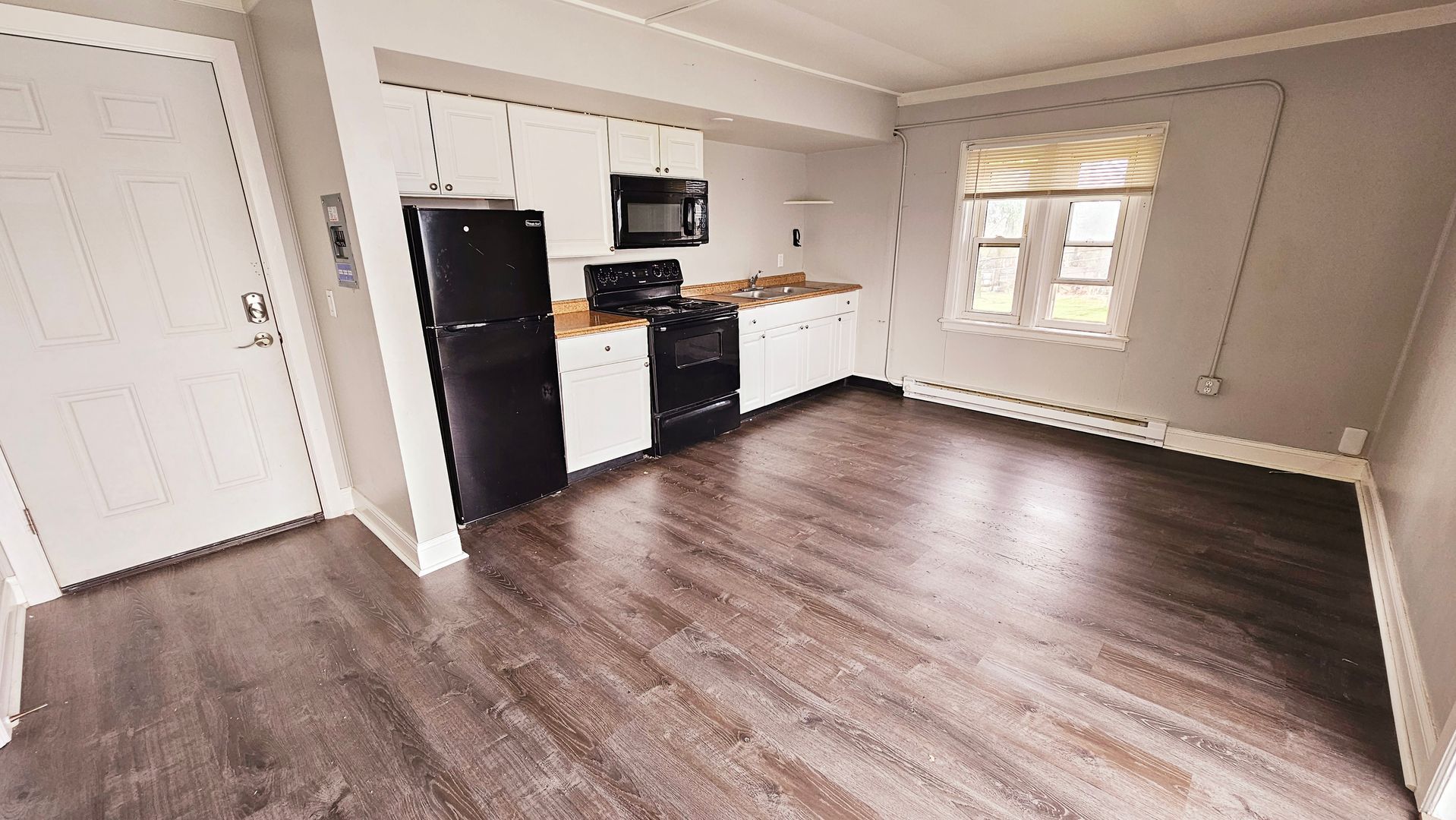 38 Baldwin Ave unit #6 – photo 1