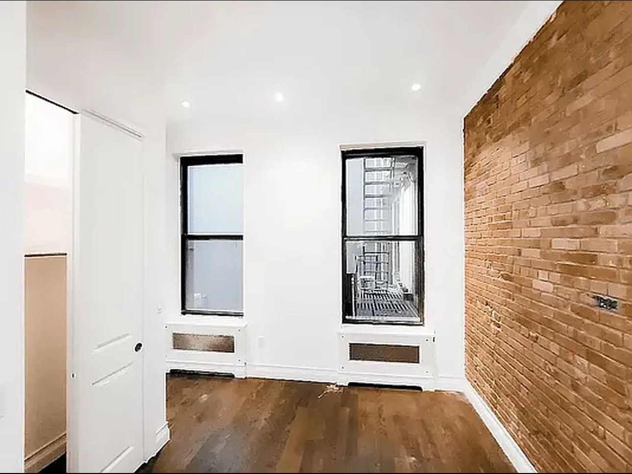 350 3rd Ave – photo 4