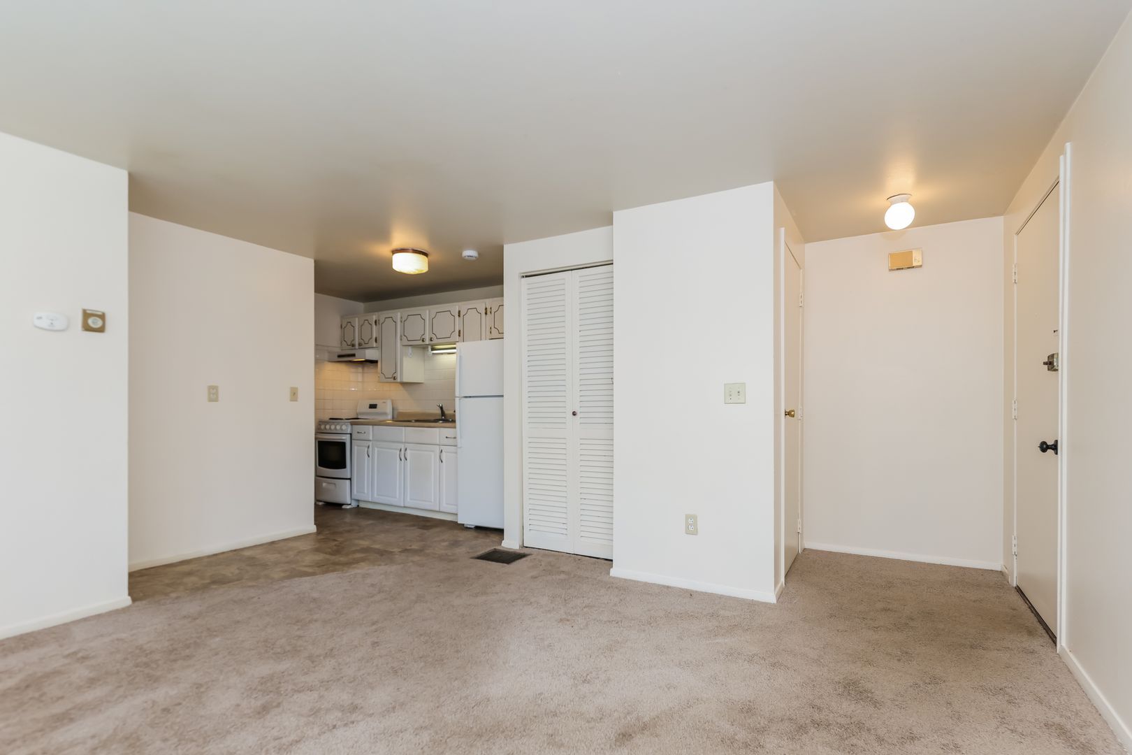 3611-3625 Charlotte Dr unit 3625 – photo 4