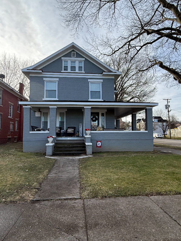 1001 9th Ave – photo 1