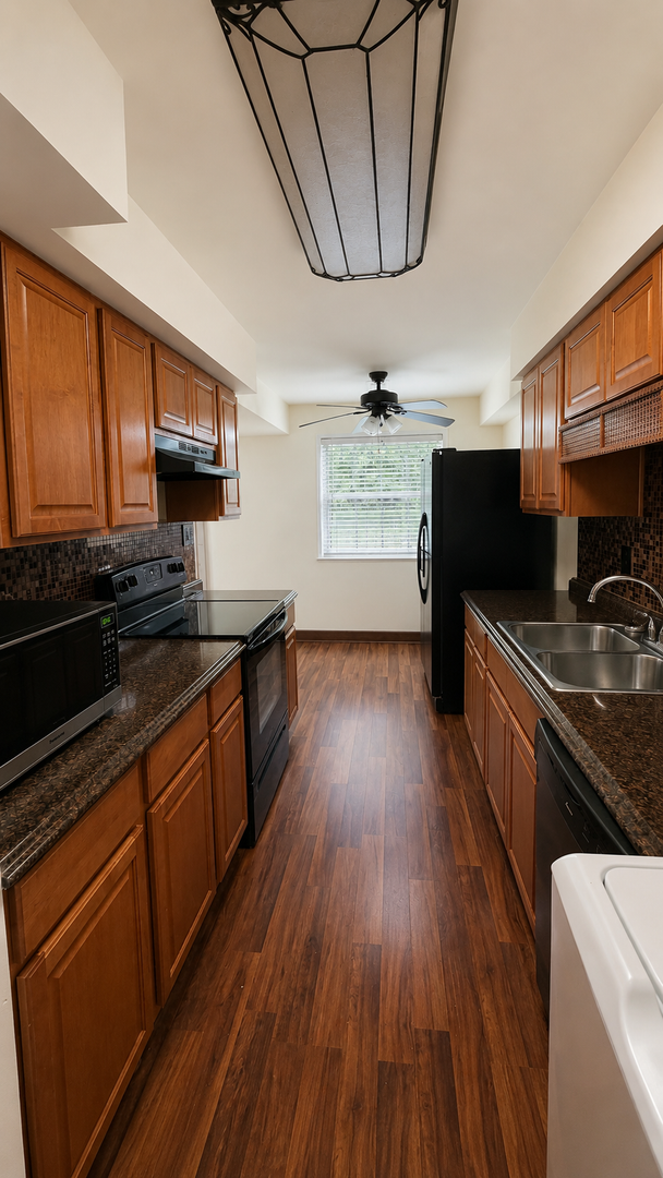 13856 Oakbrook Dr – photo 4