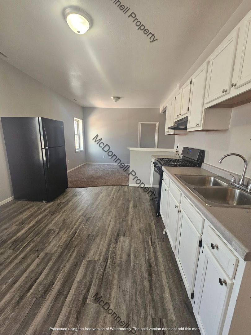 1022 15th Ave unit Unit 6 – photo 2