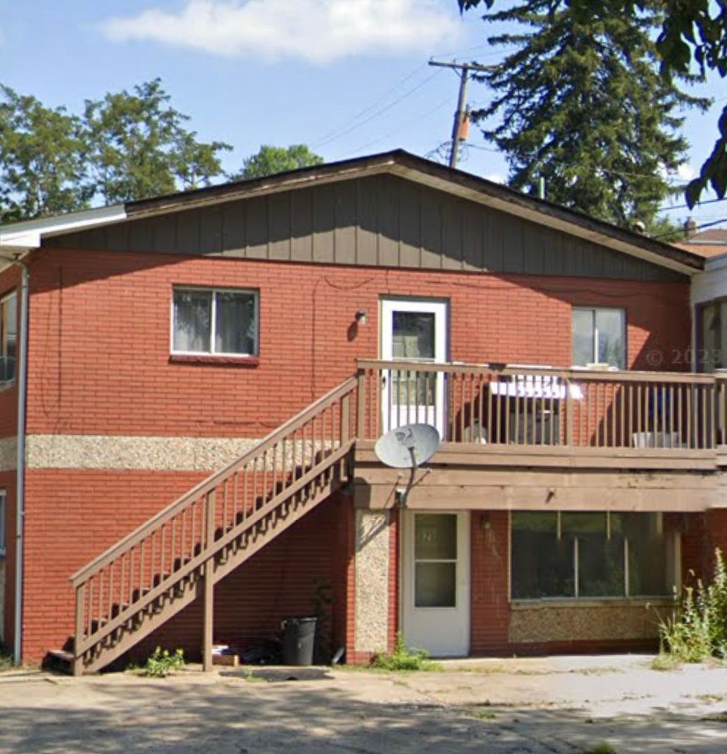 100 Woodland Rd unit Unit 2 – photo 1