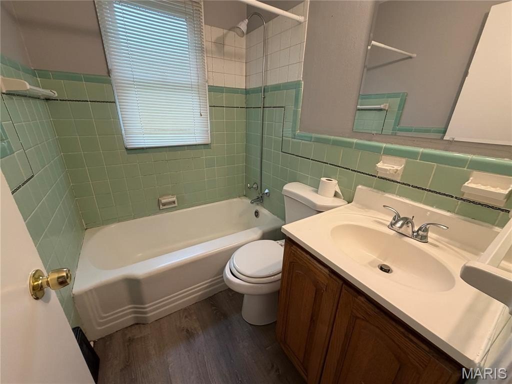 1134 Laire Dr – photo 2