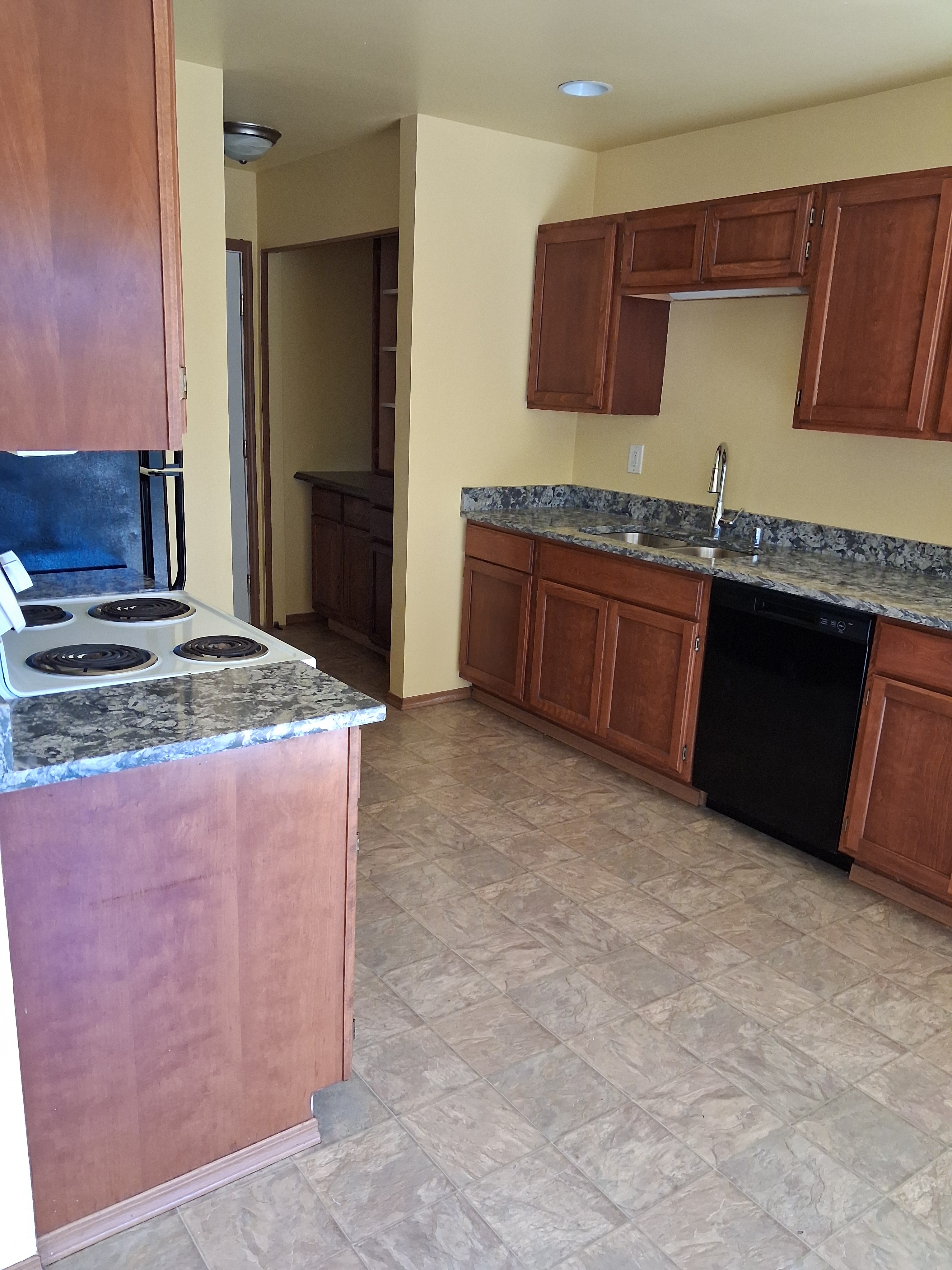 2106 216th St Ct E – photo 3