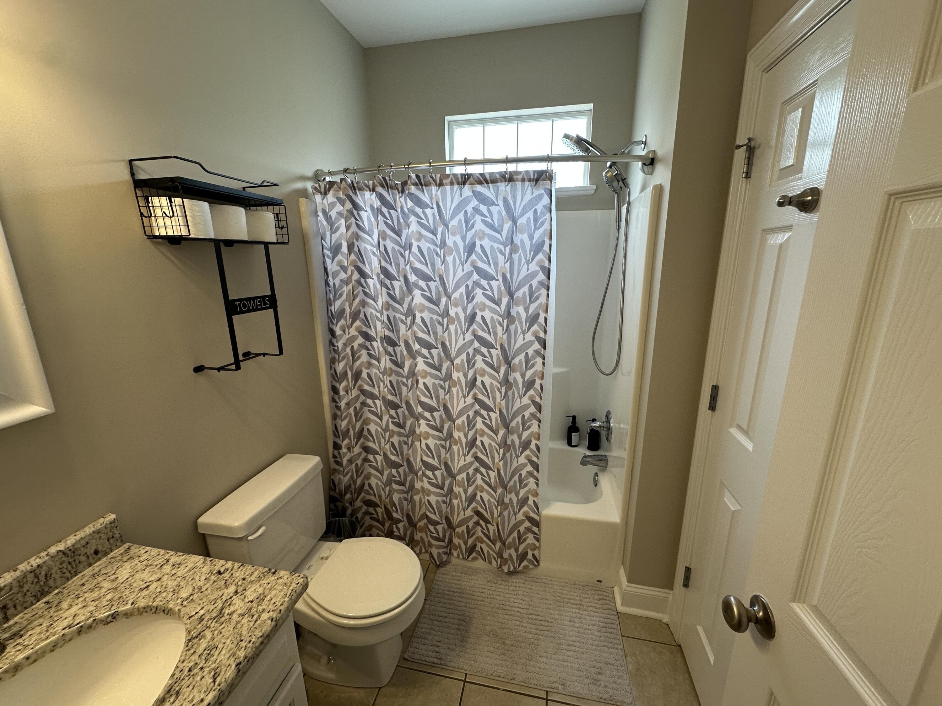 1001 E 11th St – photo 3