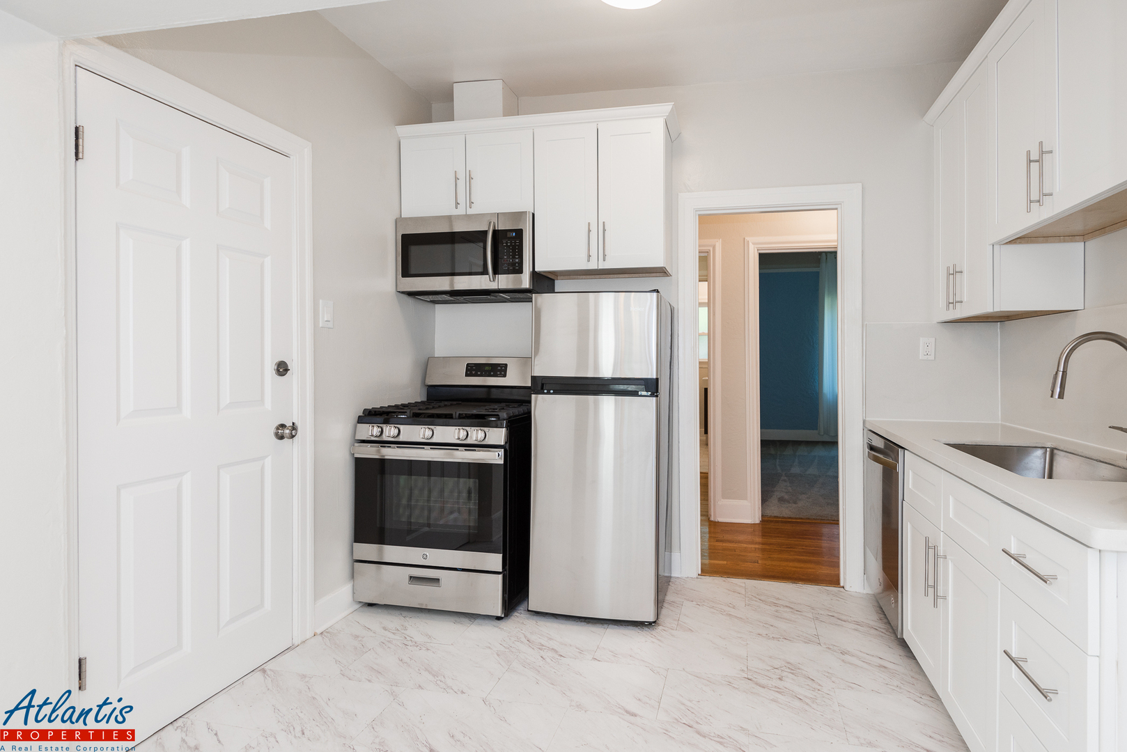 710 N 2nd St unit #2 – photo 1