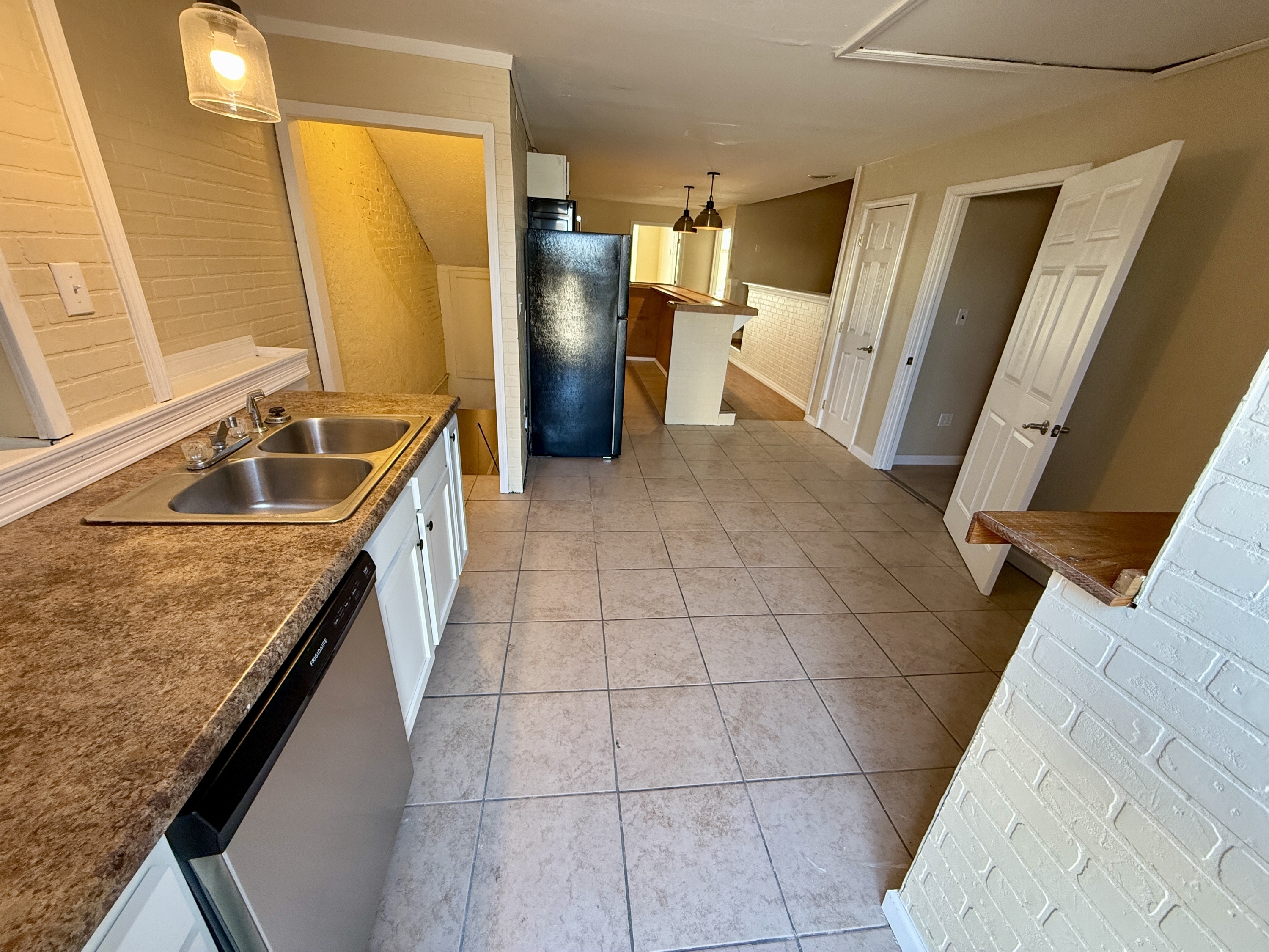 622 20th St unit D – photo 2