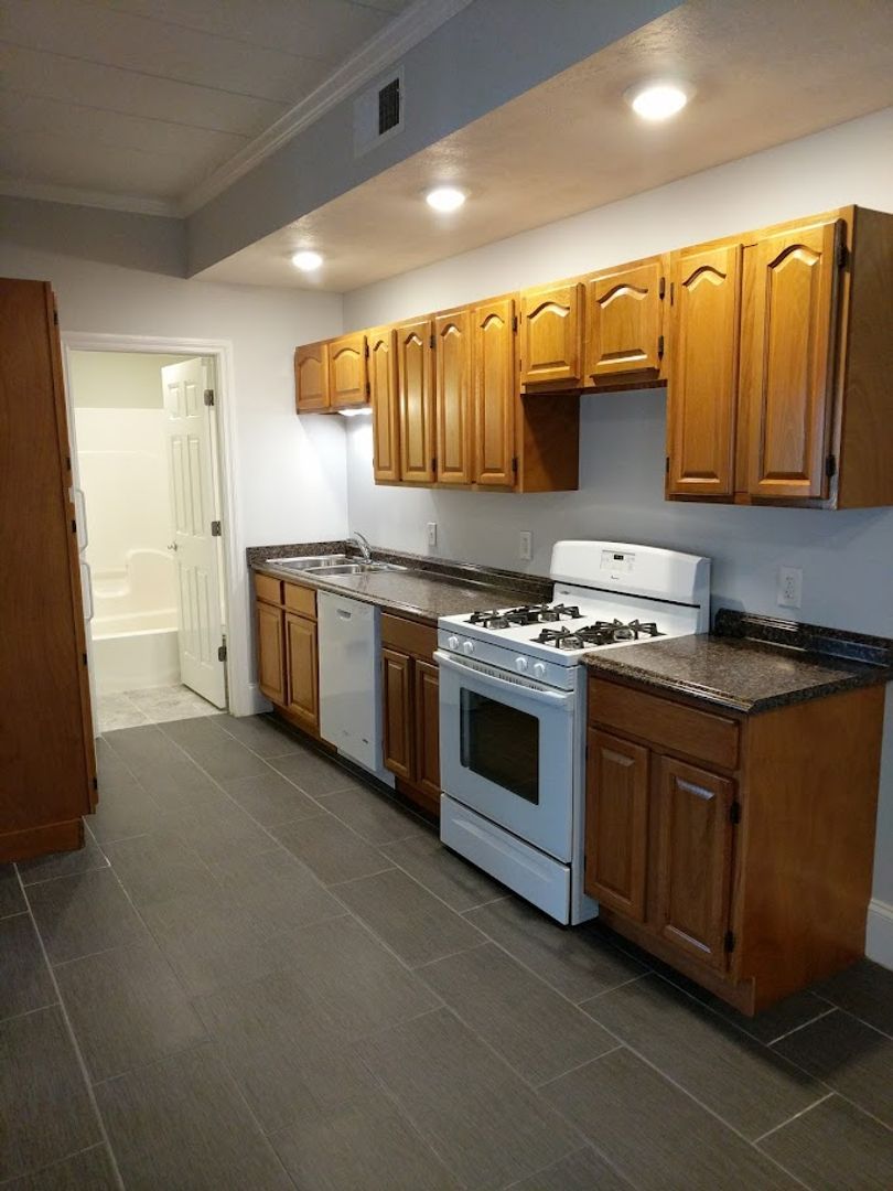 13373 PA-618 unit Apt. 104 – photo 3