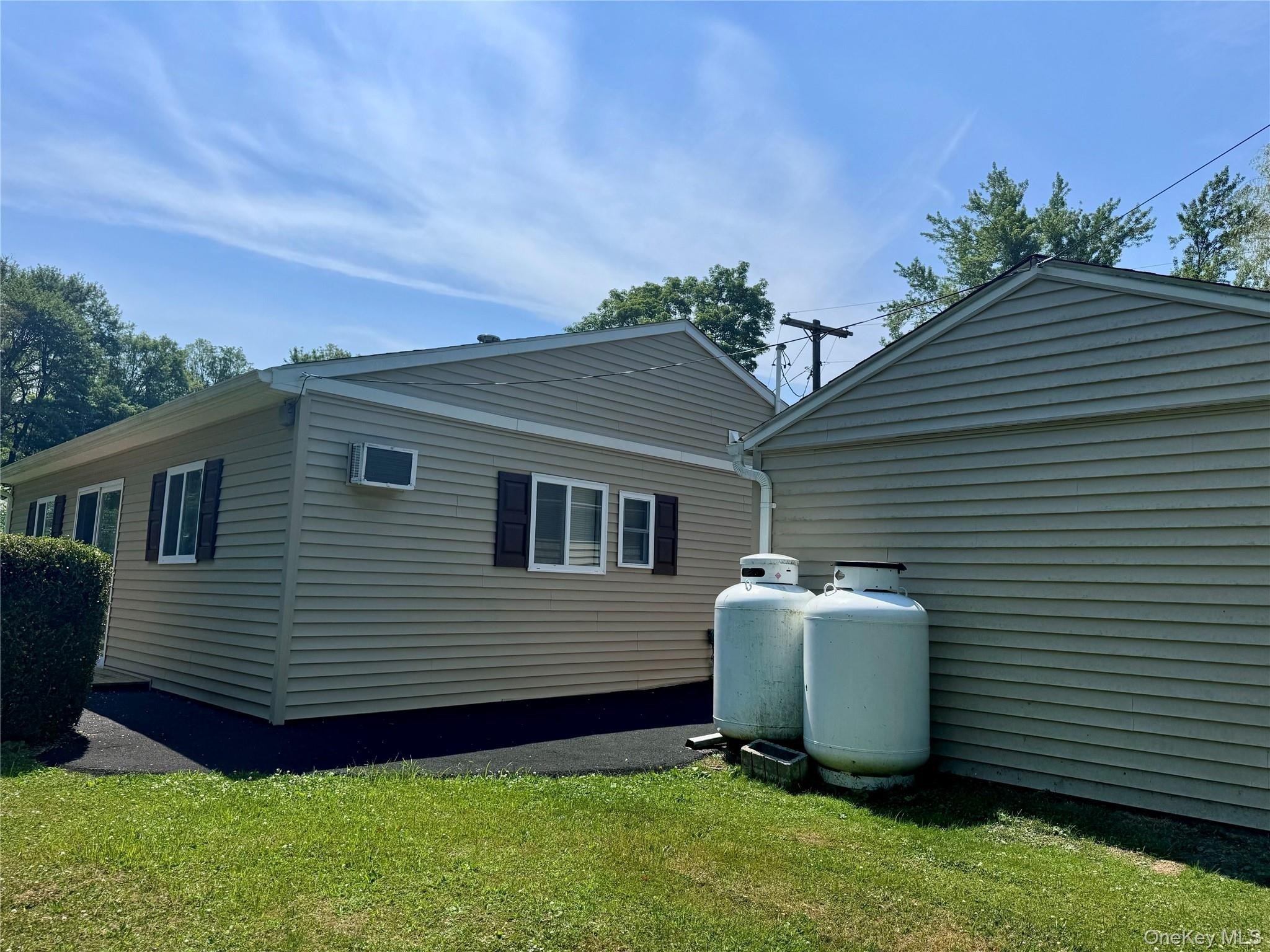1 Center Rd – photo 2