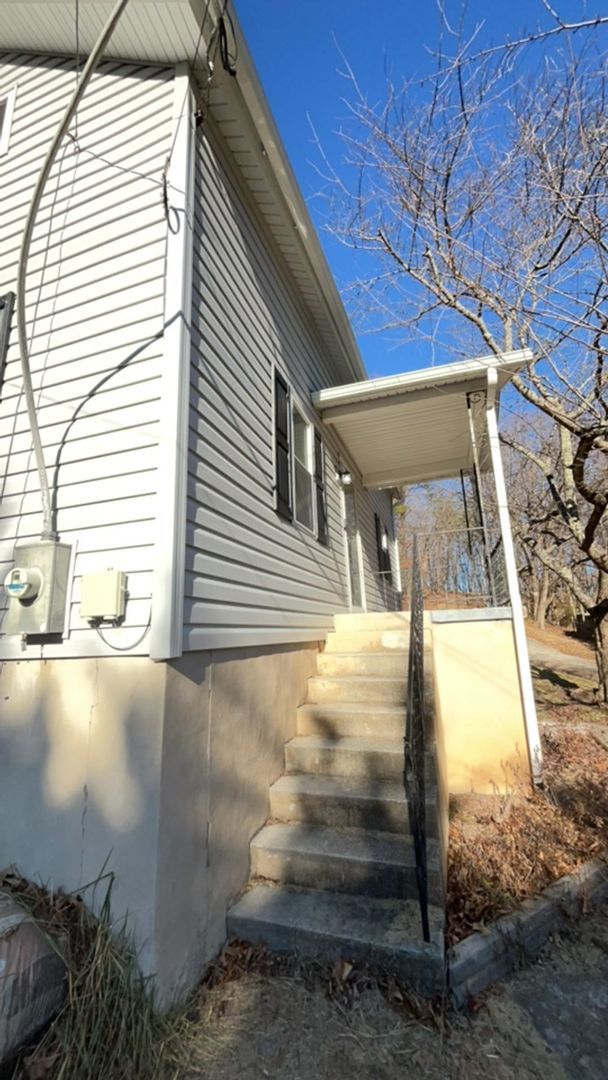 3035 Trent Rd SE – photo 1
