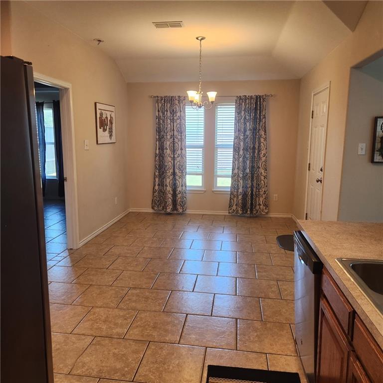 2012 Cottonwood Dr – photo 4