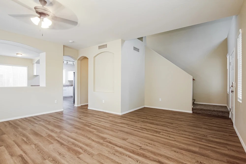8124 Nottingham Rd – photo 2