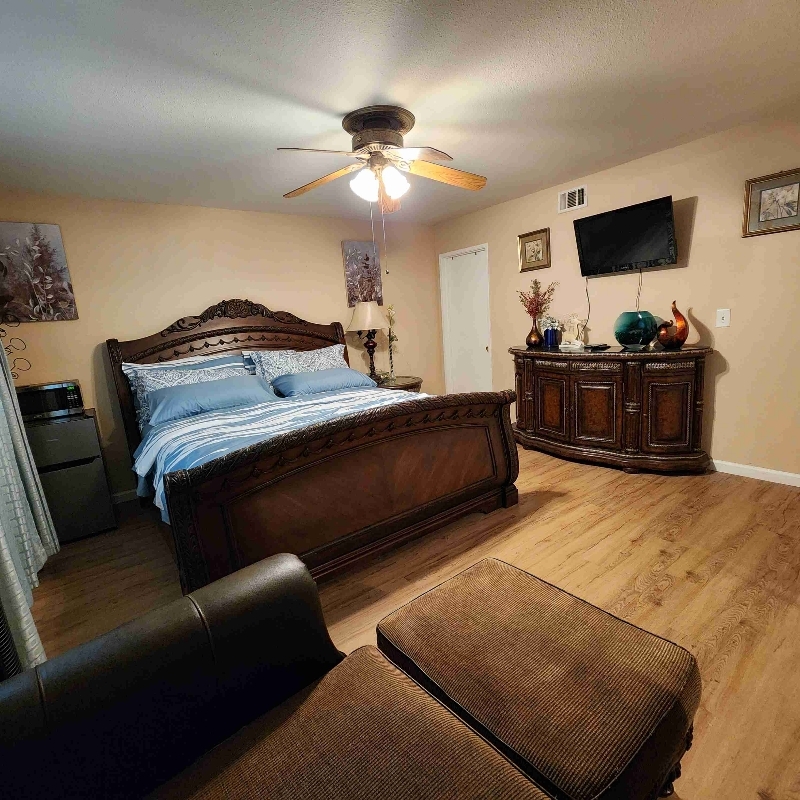 6245 Arden Ave – photo 2