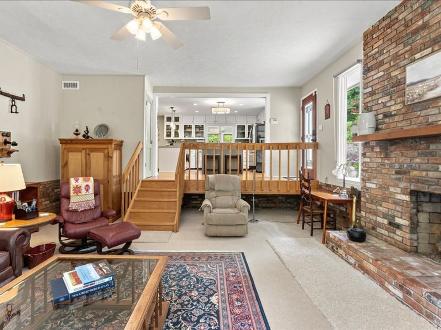 1050 Illahee Rd – photo 4