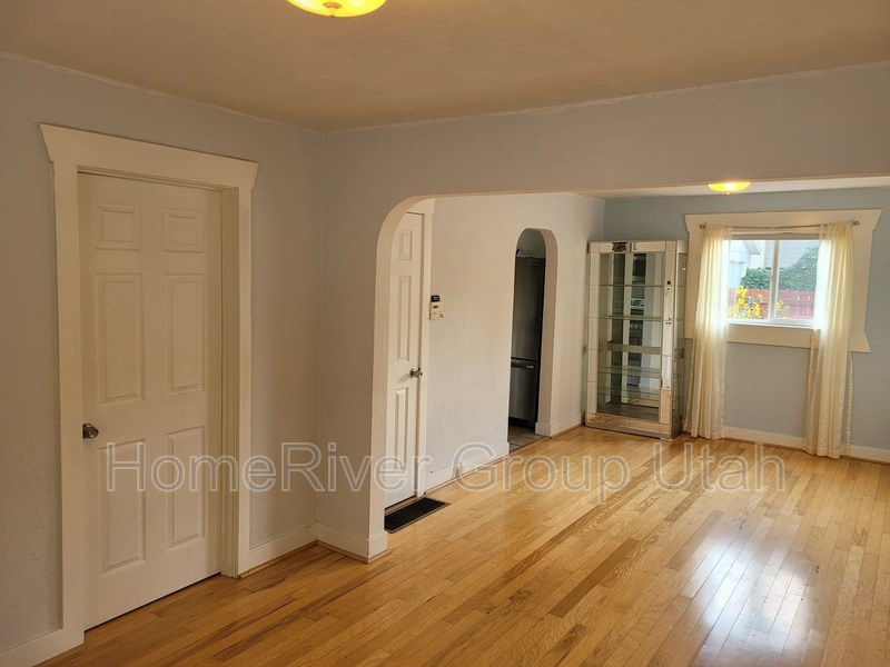417 E Cleveland Ave – photo 5