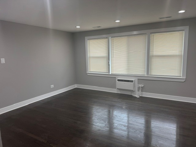 843 W 123rd St unit C2 – photo 1