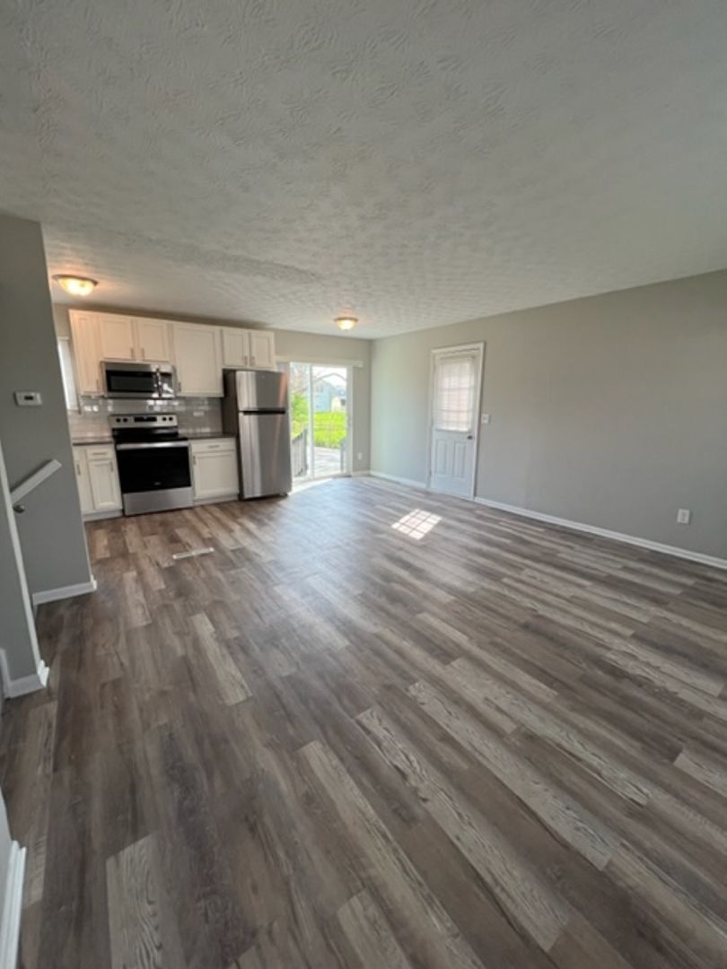5441 Deforest Dr – photo 4