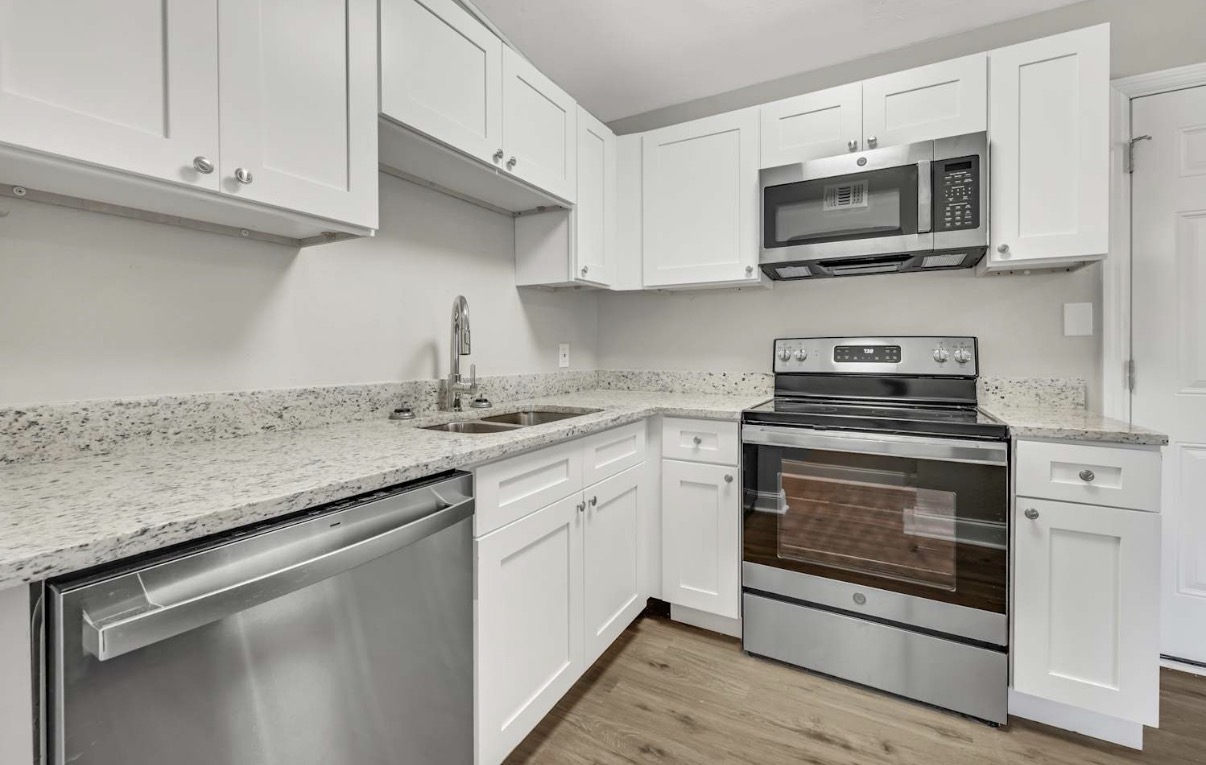 1853 Noble Rd – photo 4