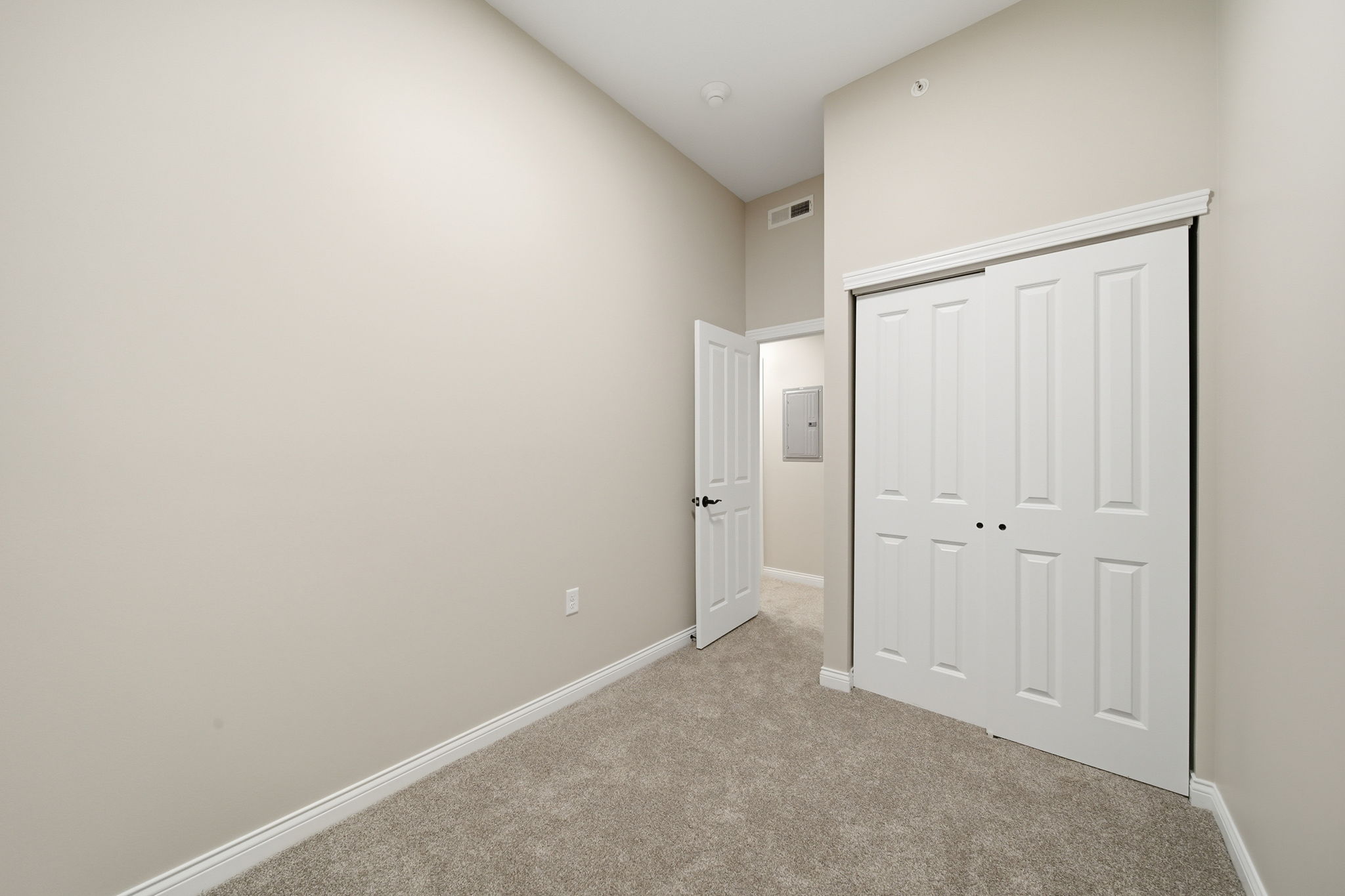 115 S Main St unit 201 – photo 4