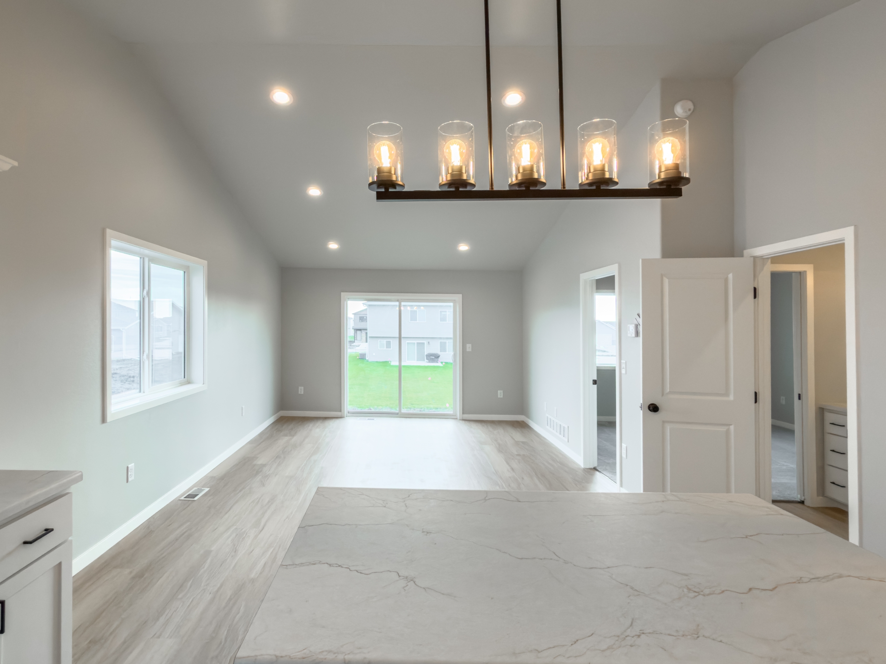 3719 33rd St S – photo 3