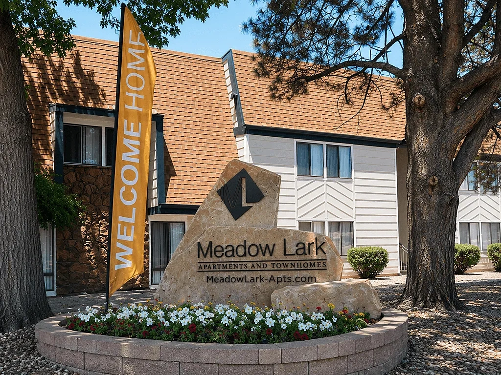Meadow Lark Apartments – photo 1