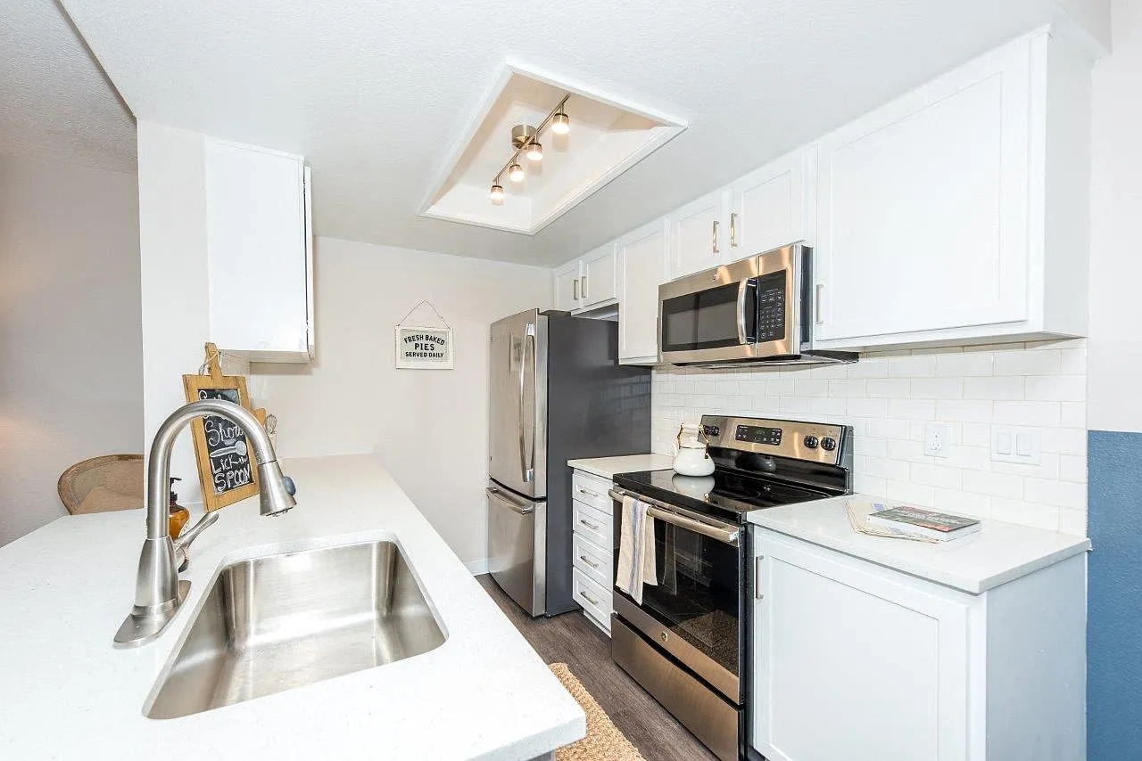 Townhomes with a View – photo 4