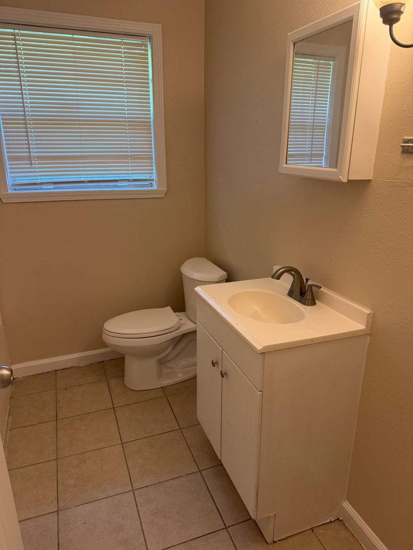 6740 Ozark St – photo 3