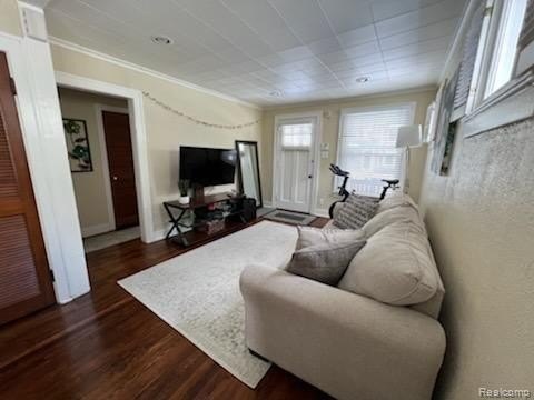 1244 Holland St – photo 4