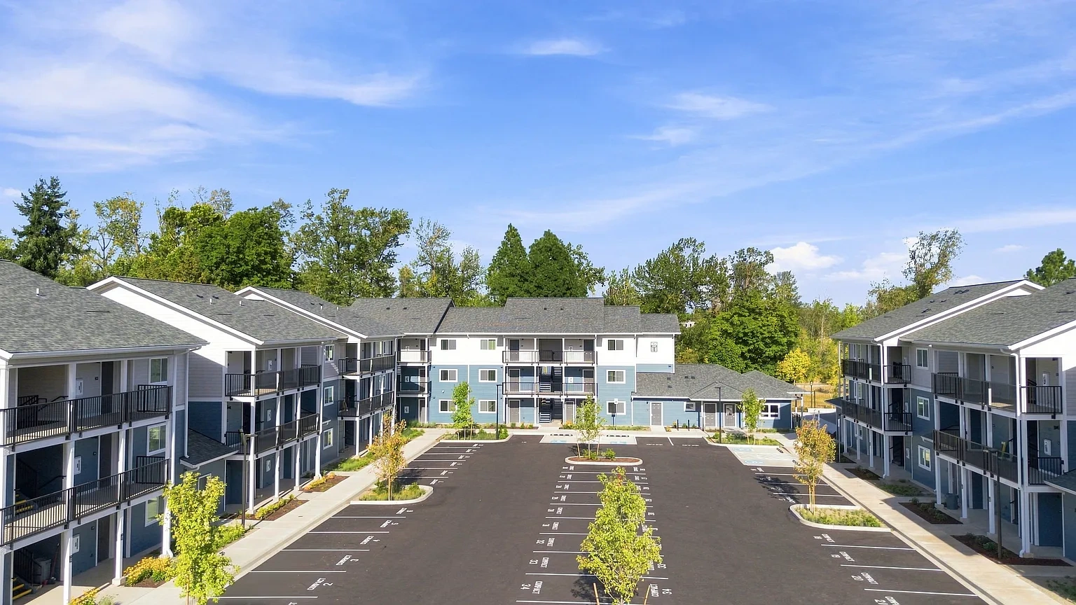 Legacy Park Apartments – photo 2