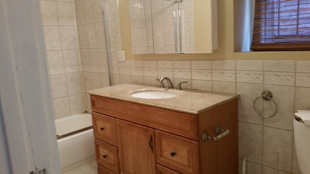 46 Park Vale Ave unit 2 – photo 4