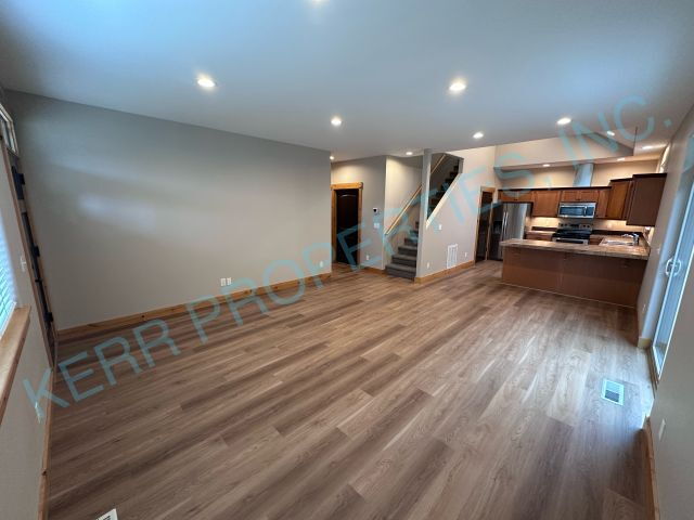225 NE Lucas Rd – photo 3