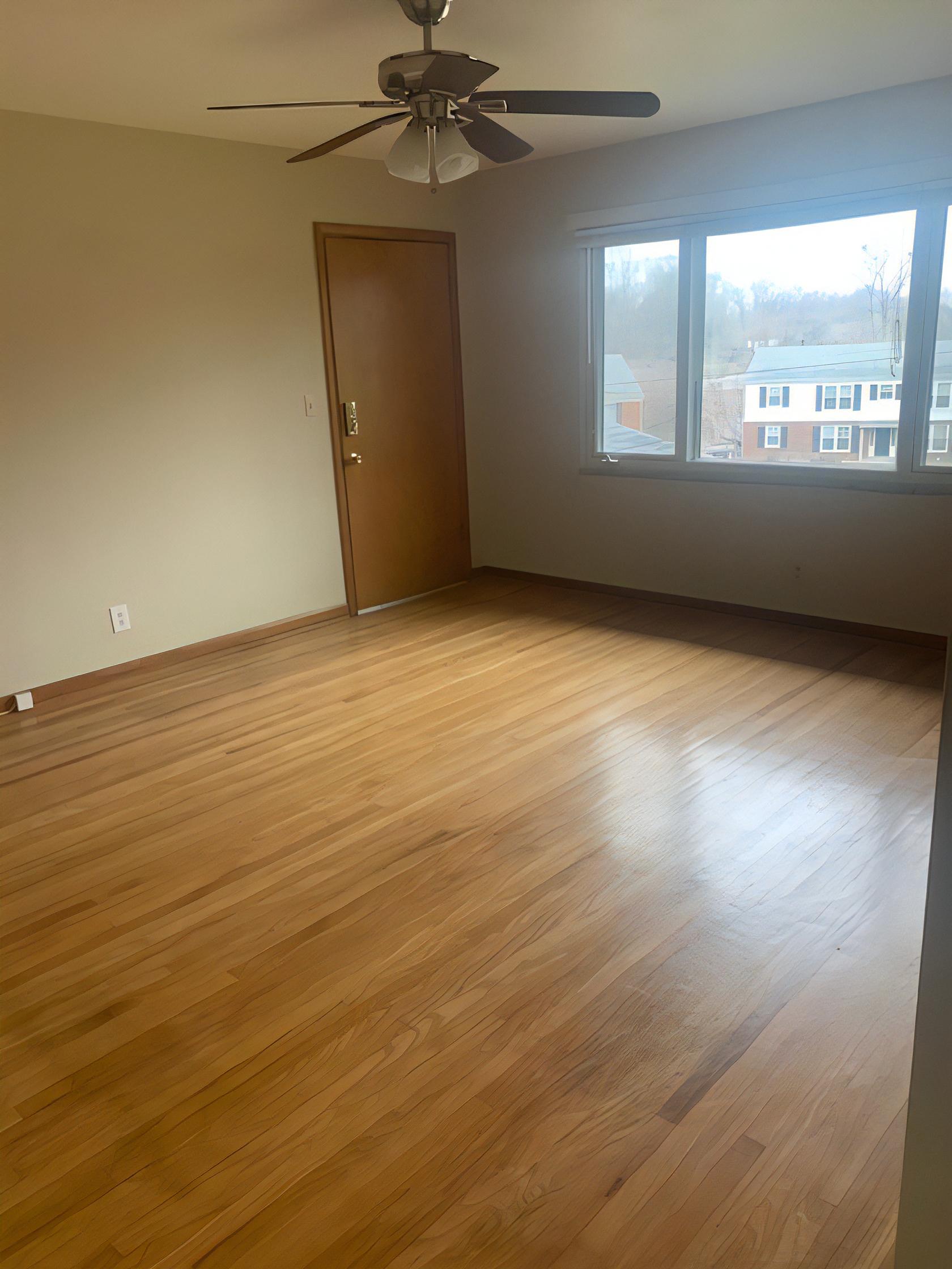 2713 Riedling Dr unit #3 – photo 2
