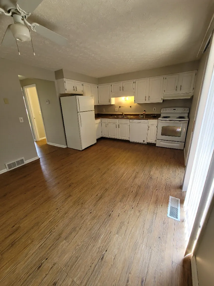 Apartments of North Canton – photo 1