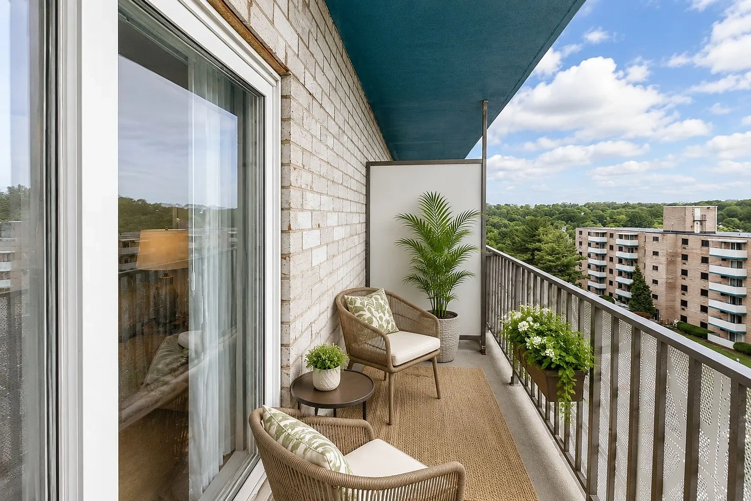 The Evalee Apartments – photo 1