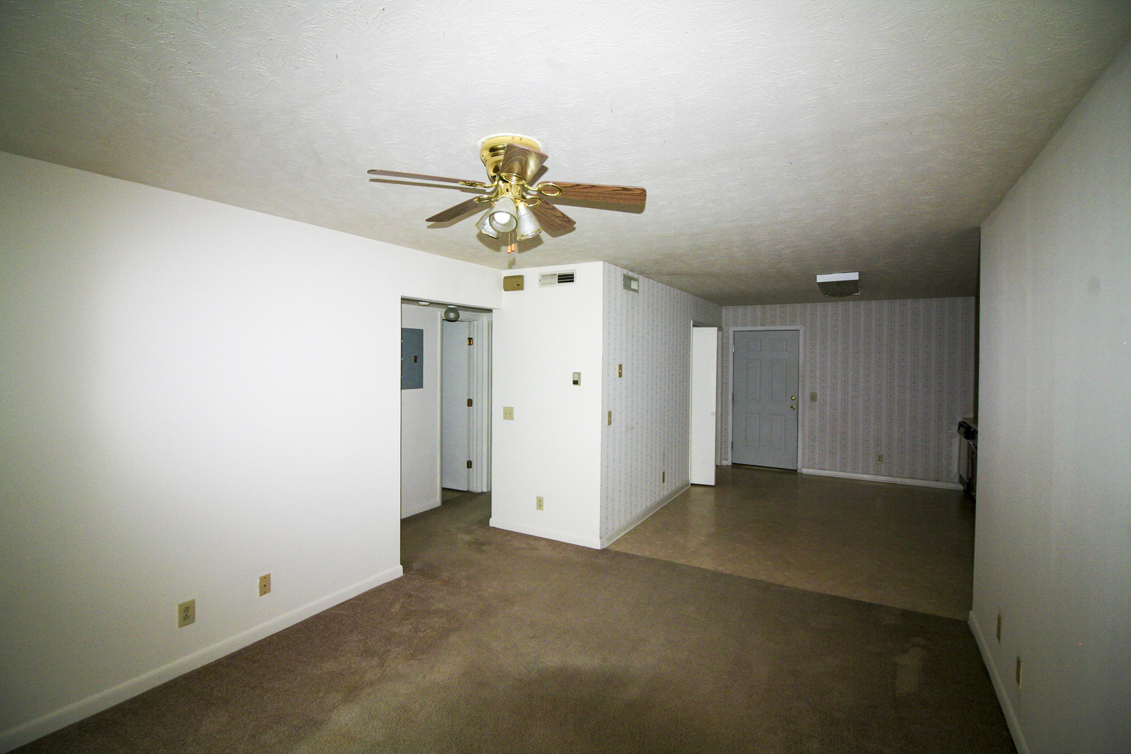 1301 Carolina Ave unit 4 – photo 1