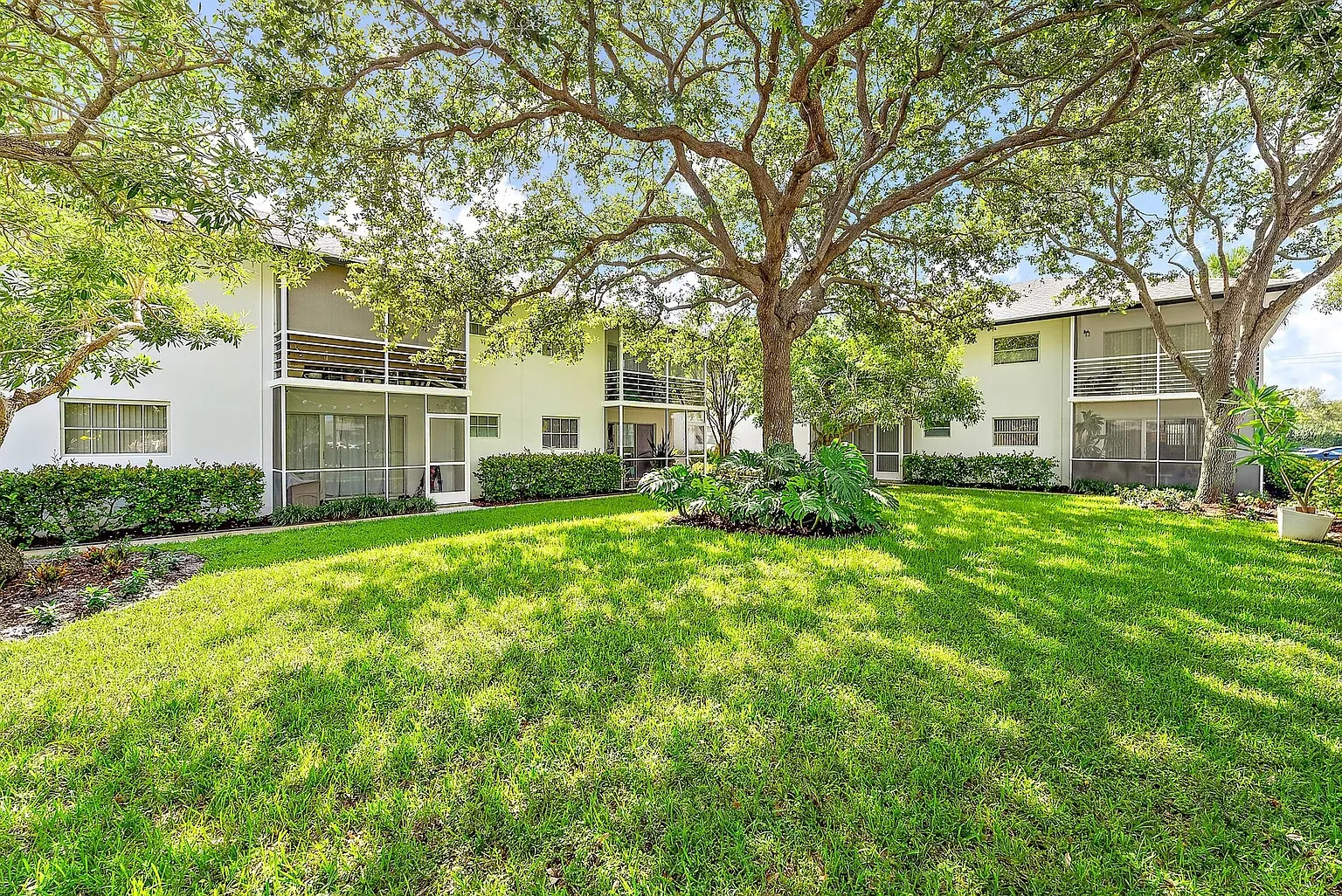 Ocean House - 360 Fiesta Ave Jupiter, FL 33469 – photo 1