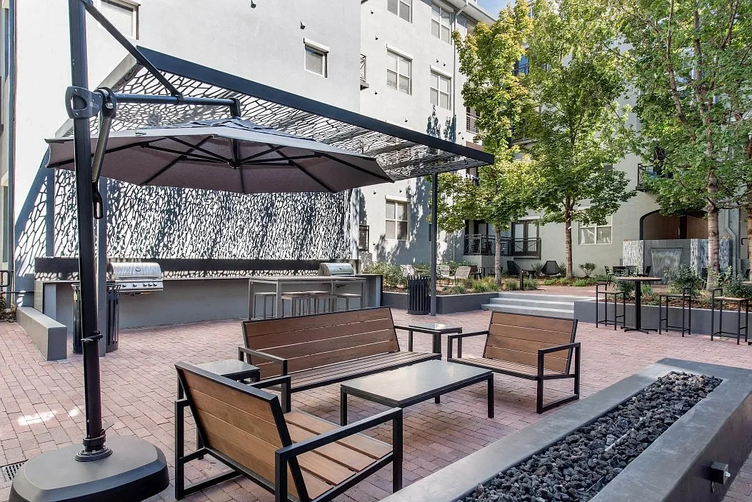 Uptown Square Apartment Homes – photo 5