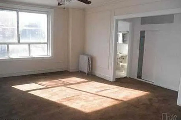 Country Club Apartments – photo 4