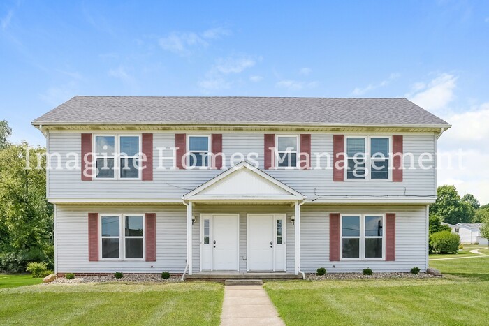 10686 Ravenna Rd unit A – photo 1